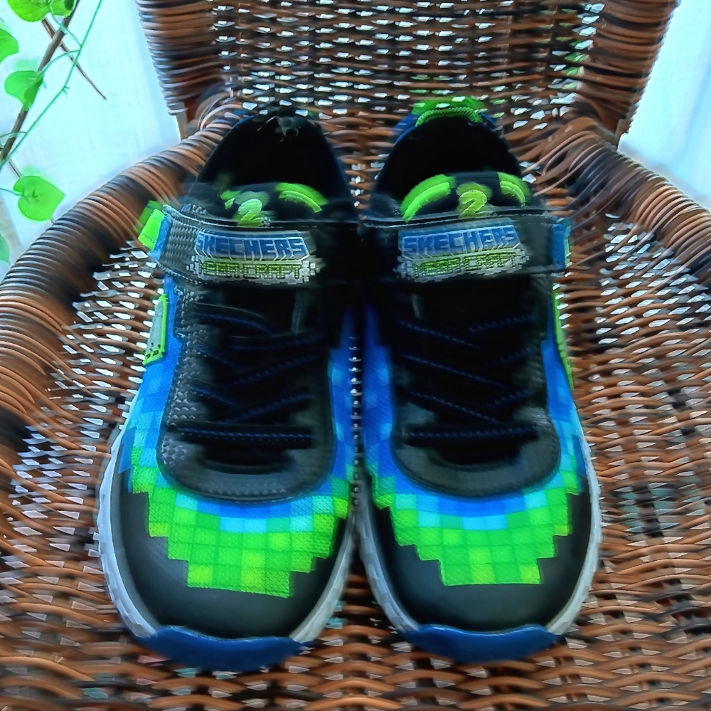 Skechers Mega Craft children's sneakers size 5.